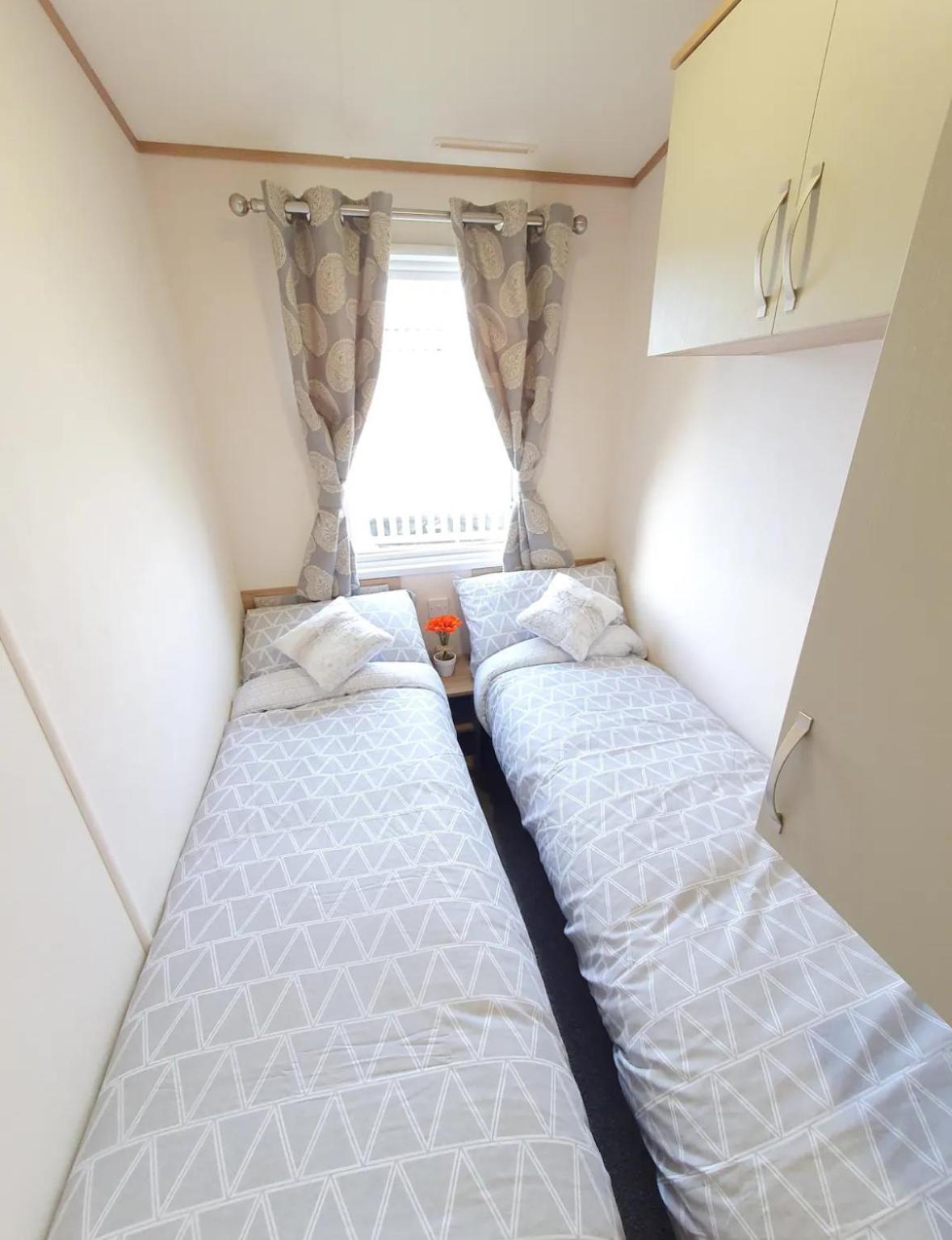 15 Kestrel Close Hot Tub Retreat タターズホール エクステリア 写真